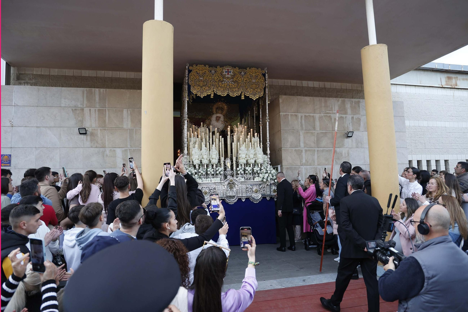 Fotos del Miércoles Santo en La Línea Oración en el Huerto, Abandono y Medinaceli