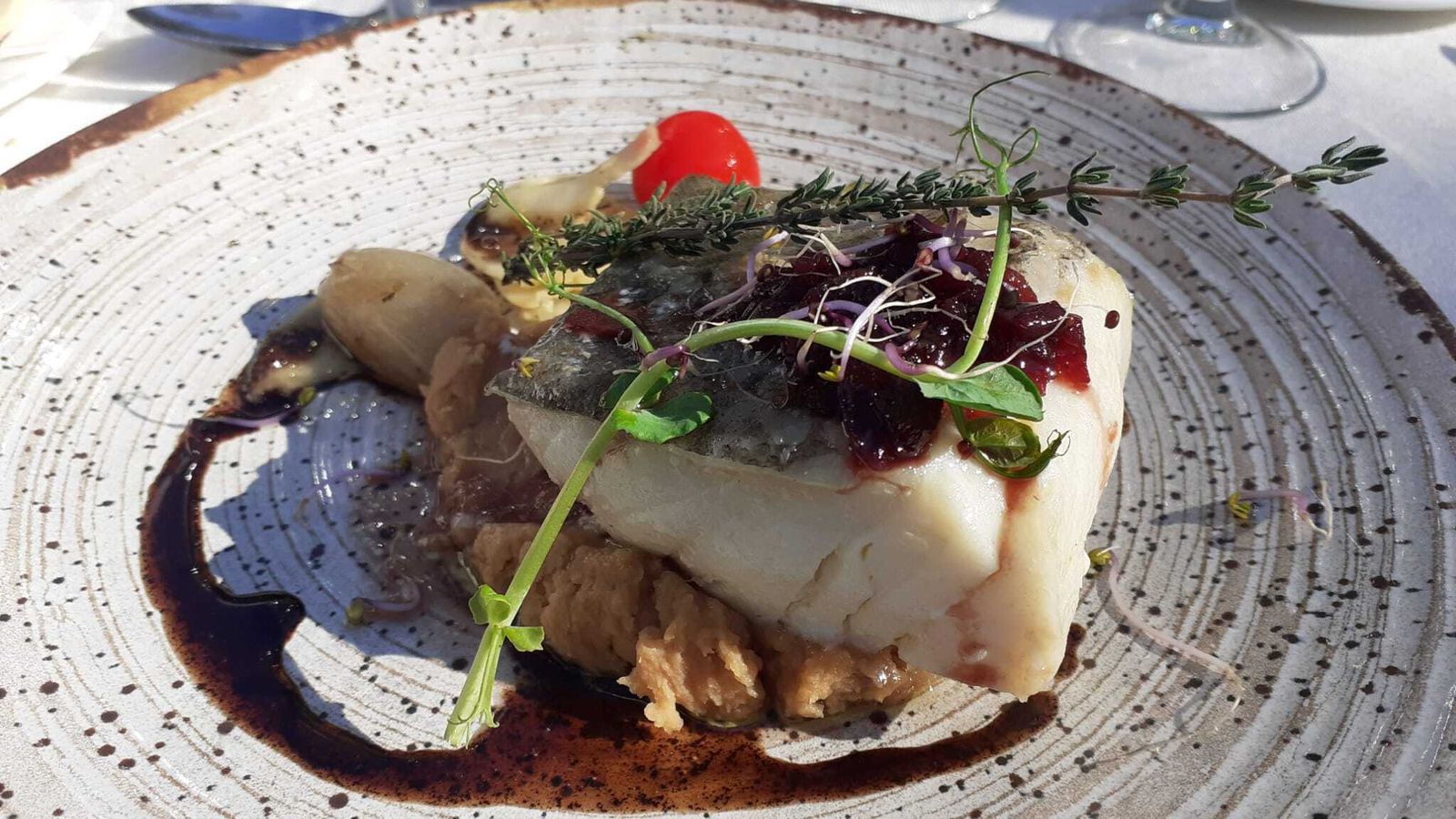 El sabroso bacalao sobre puré de castañas del chef luso Helio Loureiro.