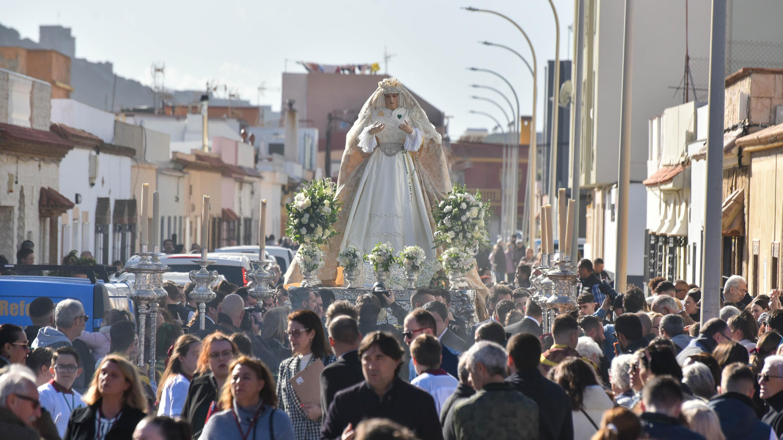 La vuelta de la Virgen de la Esperanza a La Línea, en imágenes