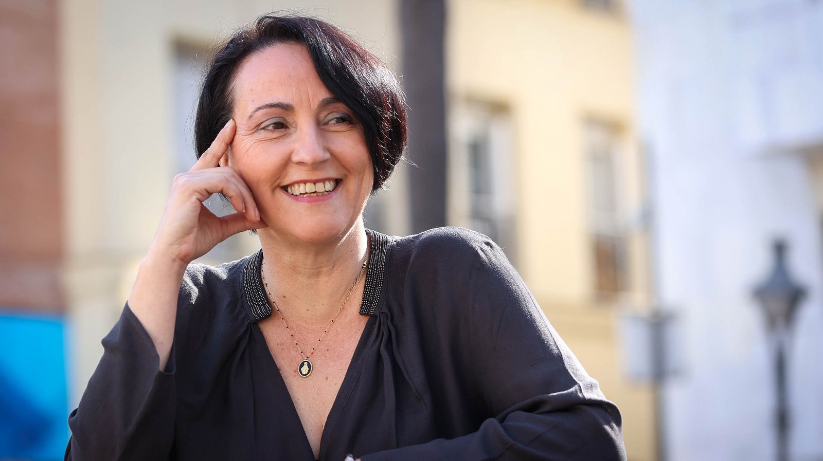 La empresaria Nela García deja la presidencia de Acoje para entrar en la lista del PP a las elecciones municipales.