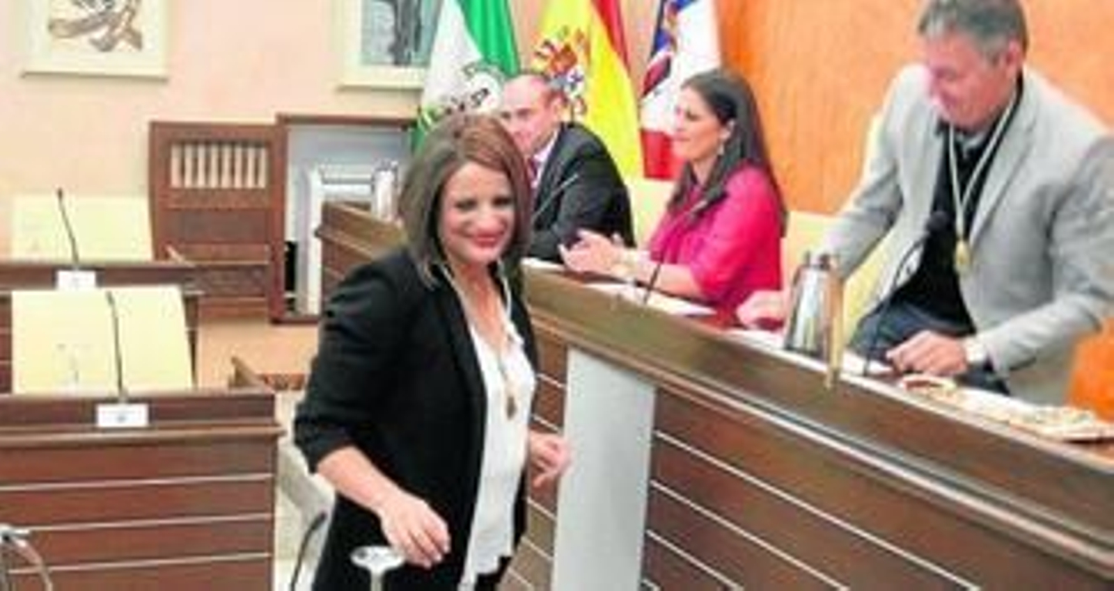 La alcaldesa, Rocío Espinosa, en el momento de prometer el cargo.