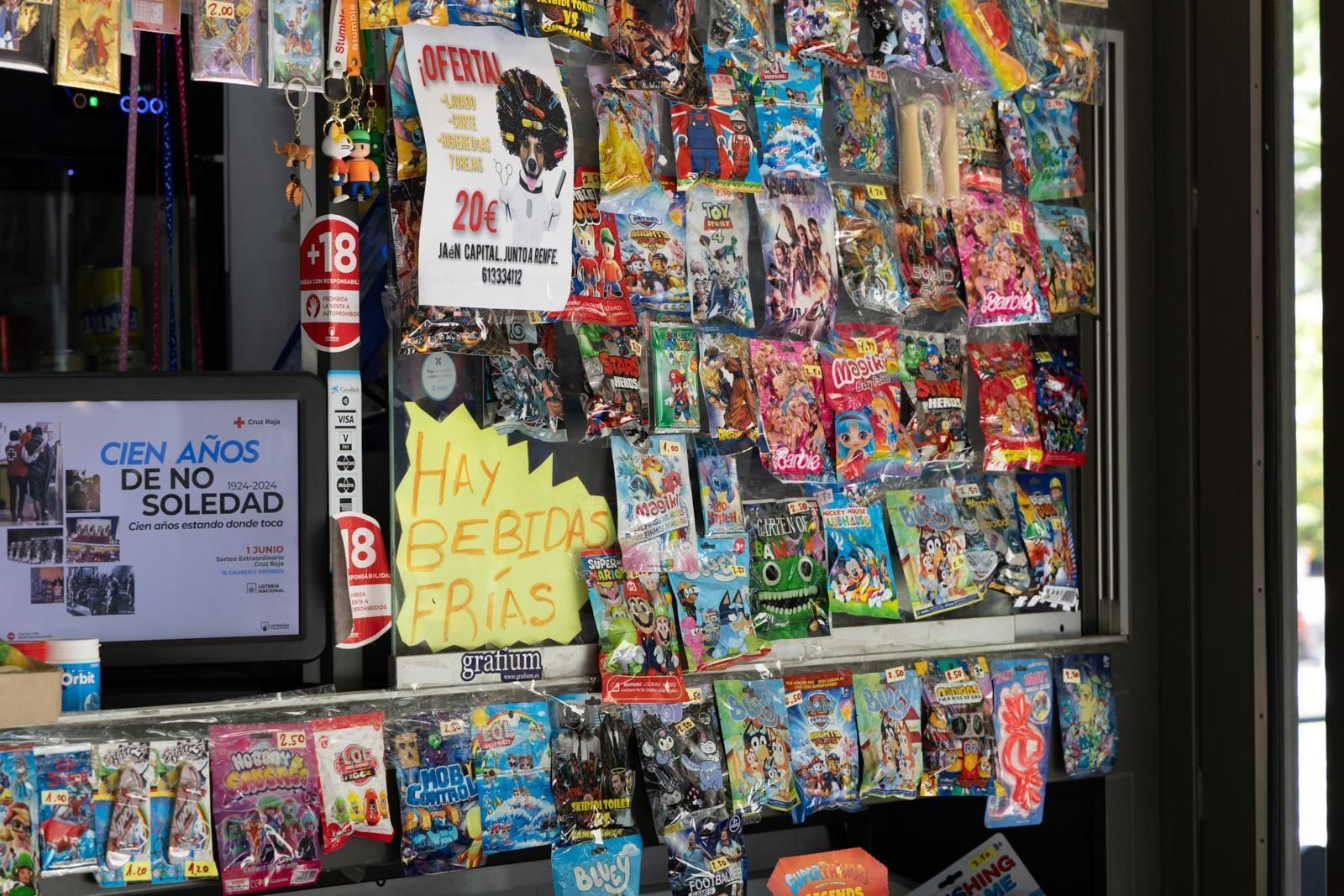 Los comercios se preparan para el calor.