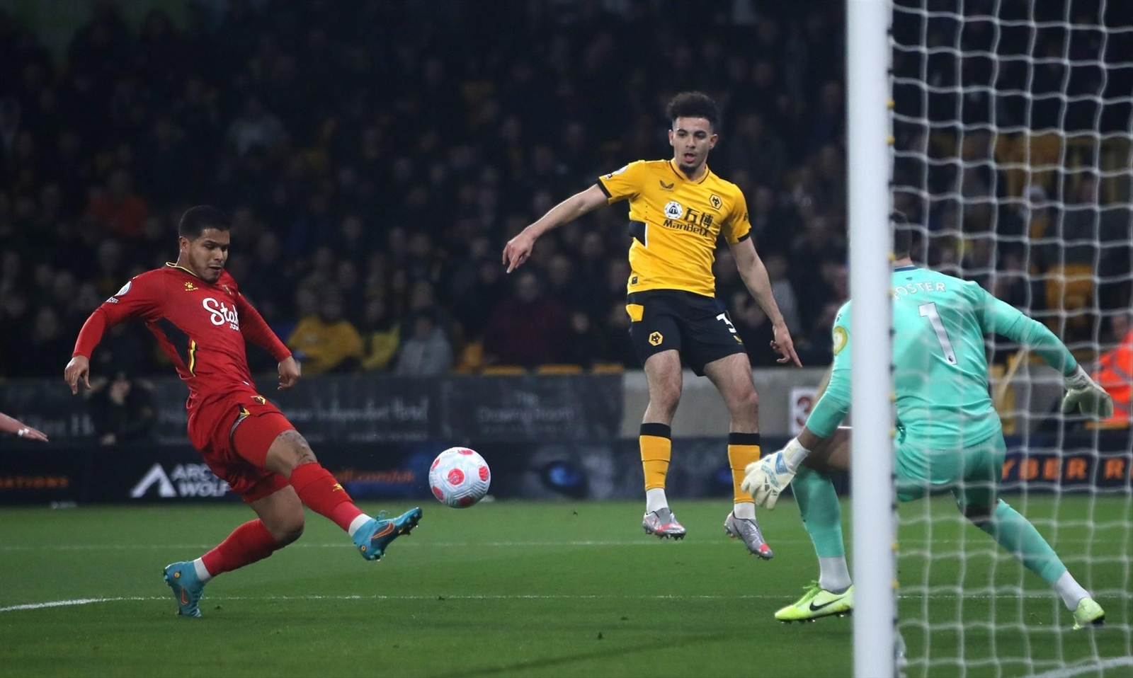 Las fotos de la carrera de Cucho Hernández