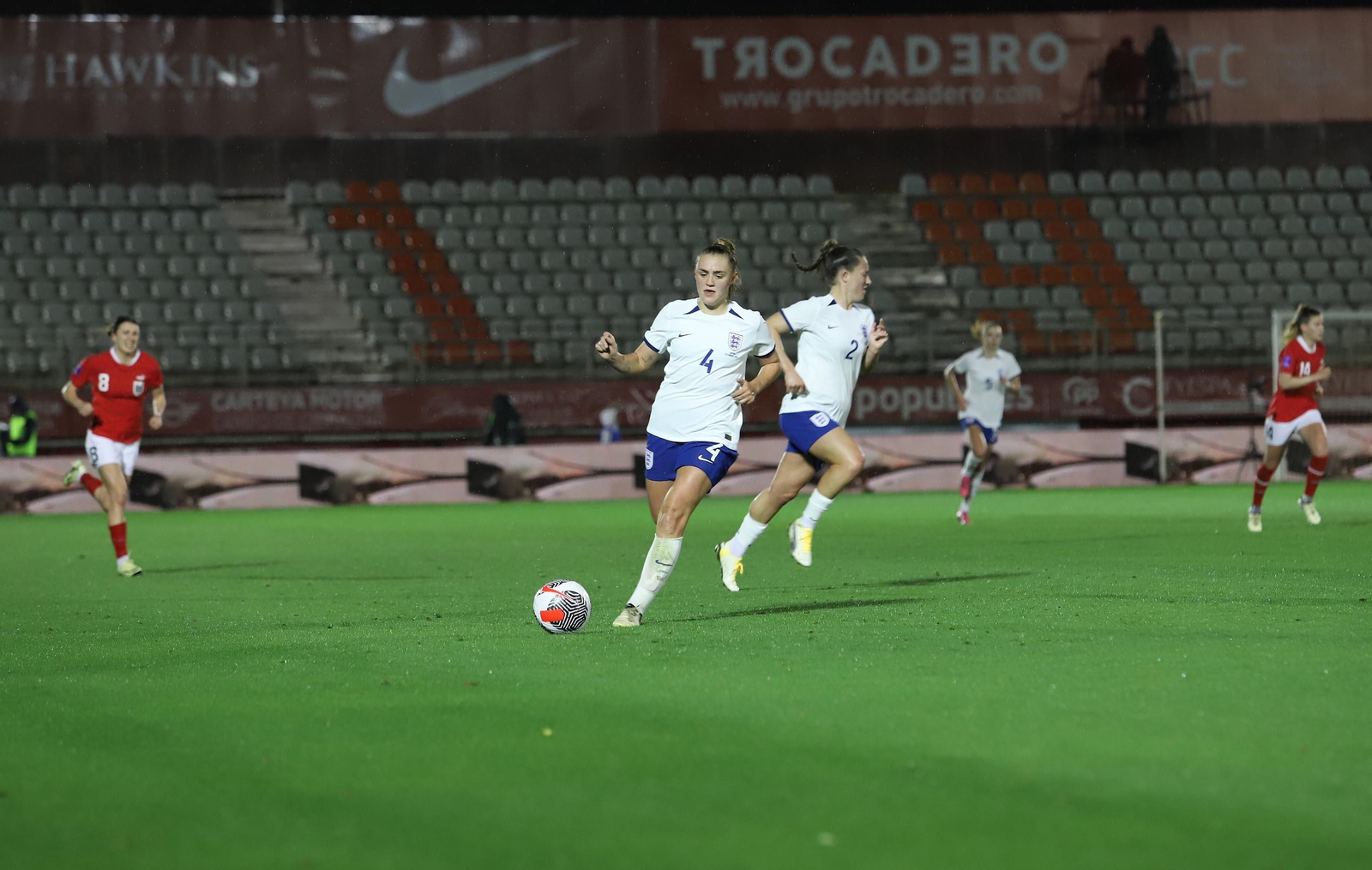 LAS FOTOS DEL AMISTOSO INGLATERRA-AUSTRIA FEMENINO EN ALGECIRAS