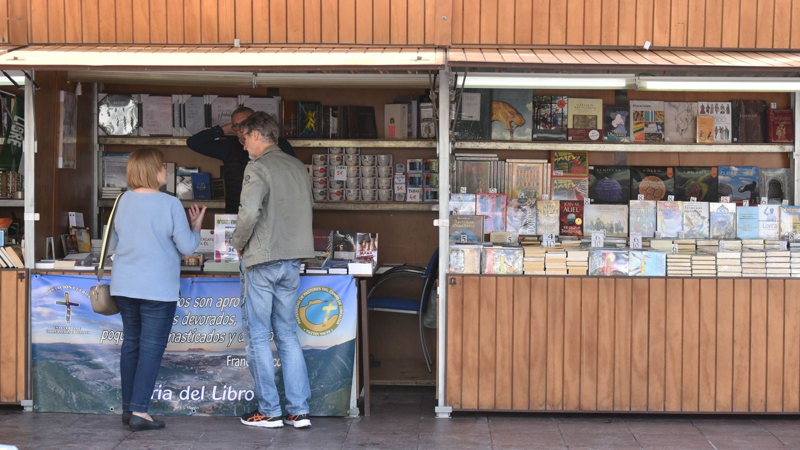Fotos de la Feria del Libro de Algeciras 2023