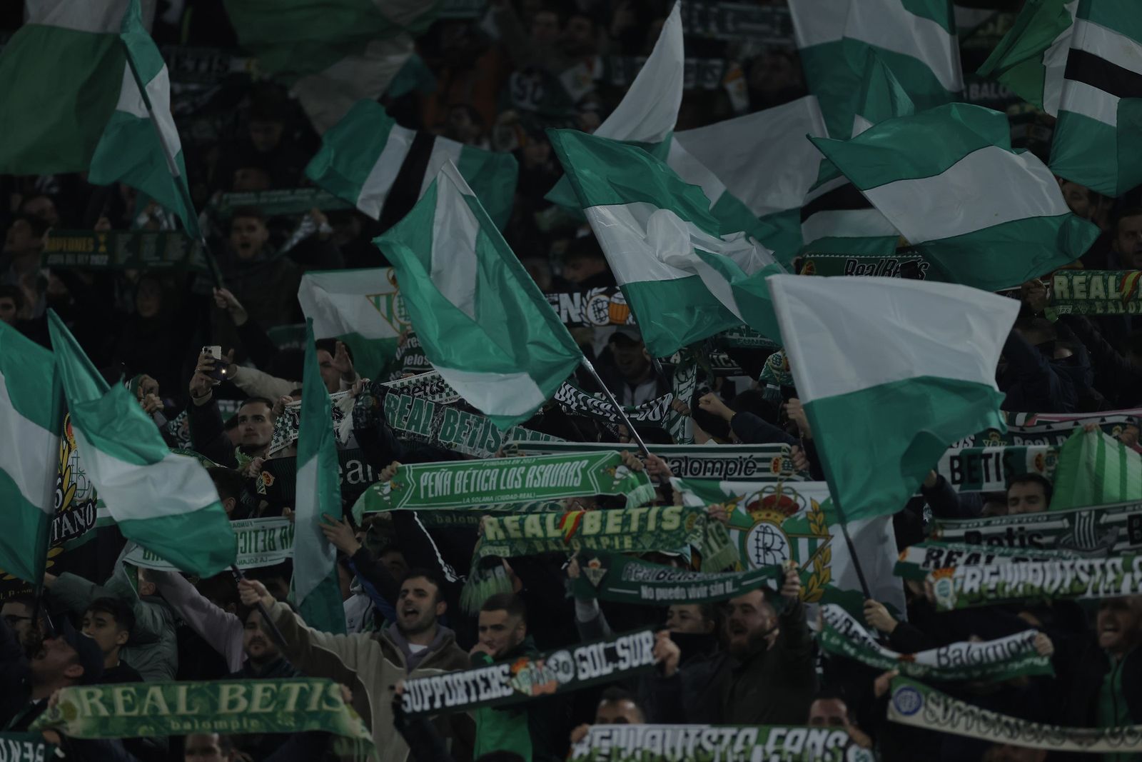 Búscate en las fotos del Betis - Villarreal