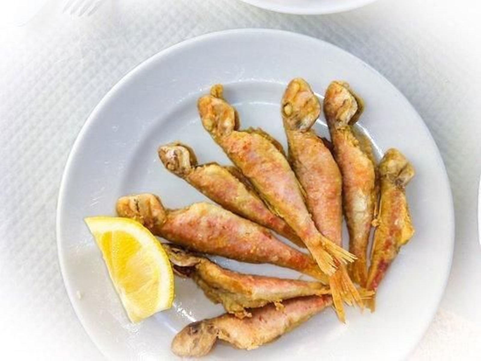 5 lugares donde disfrutar del mejor pescaito de la costa