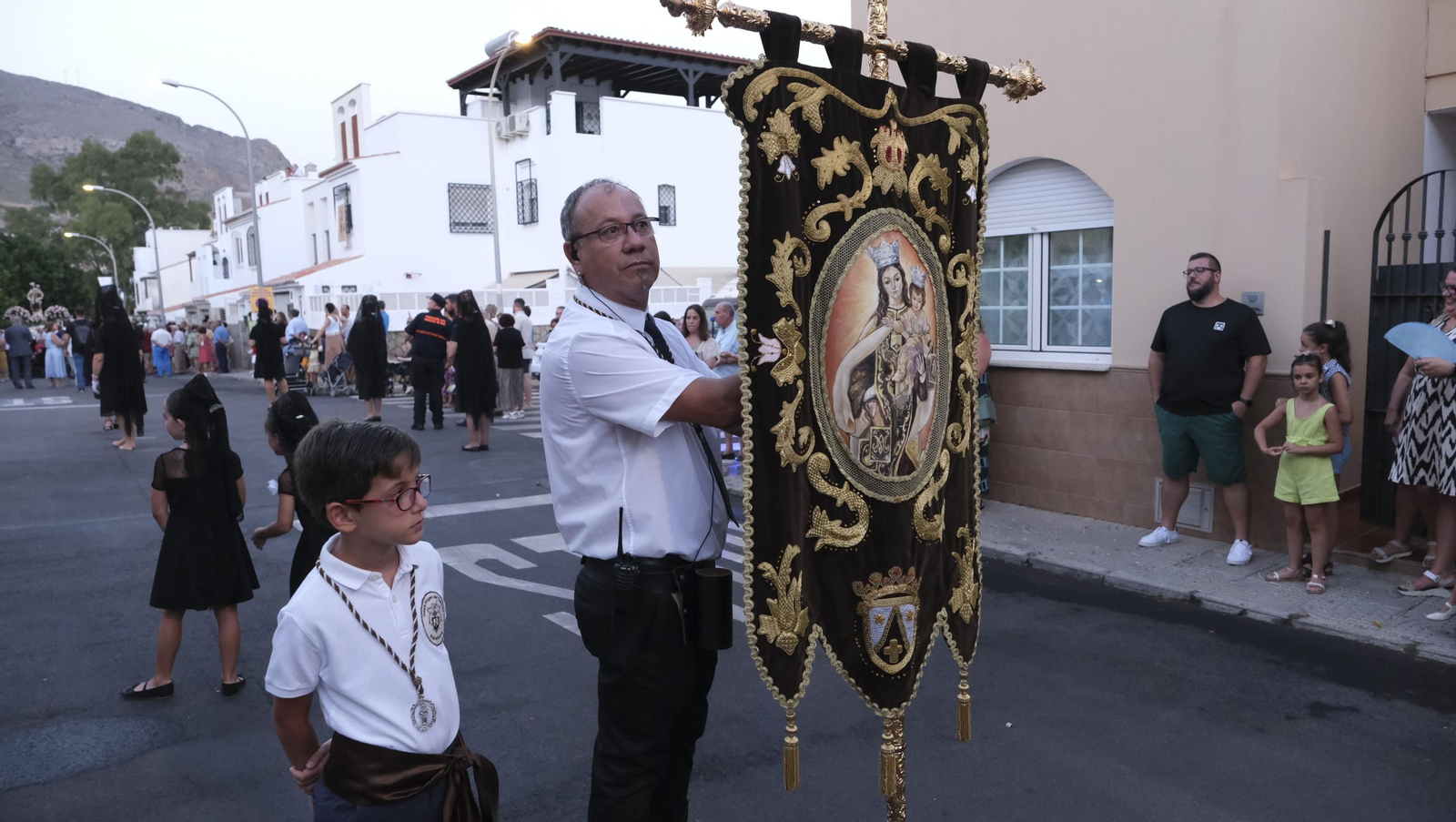 Procesión terrestre de la Virgen del Carmen en Aguadulce