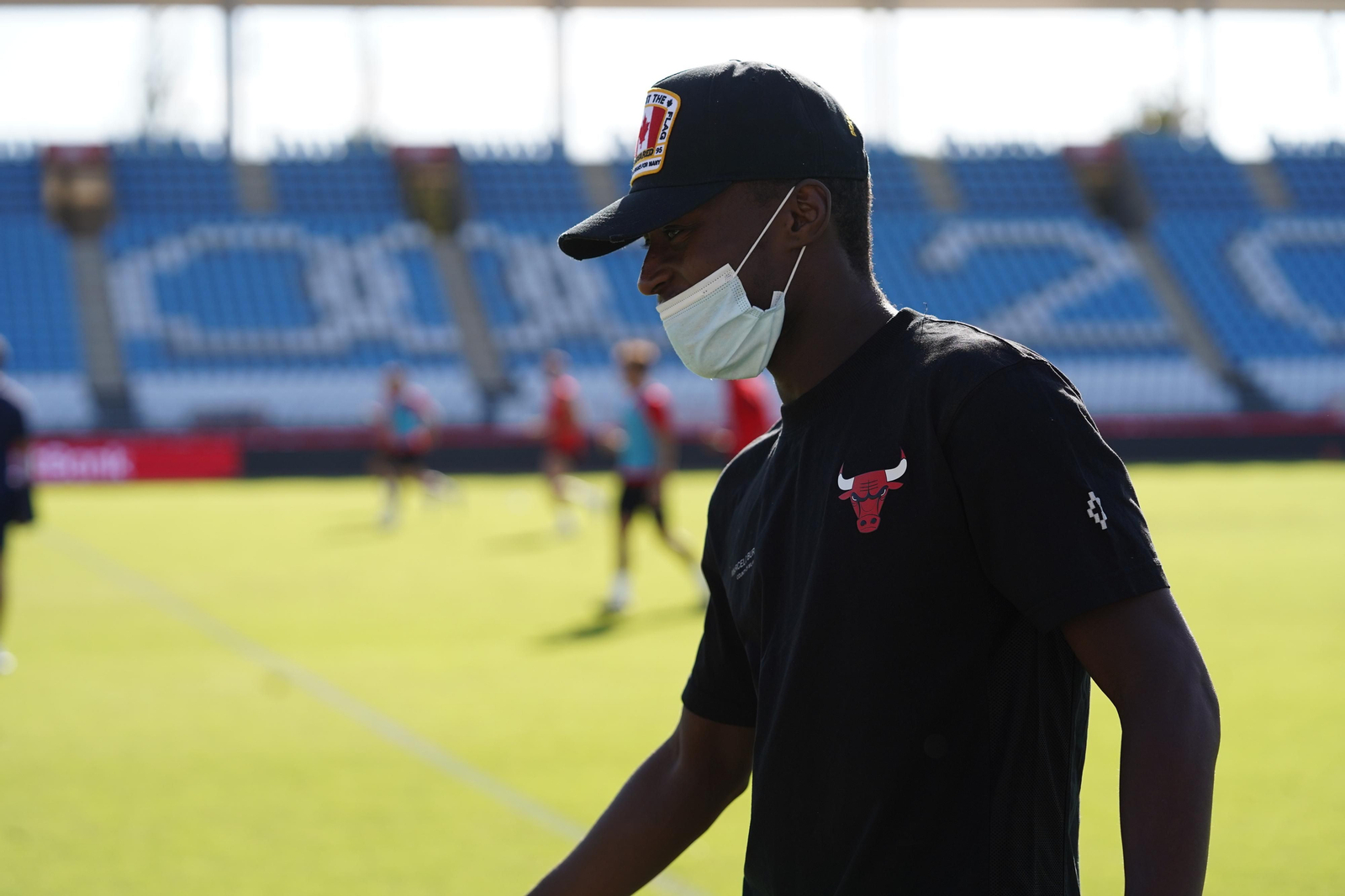 Appiah ha saludado hoy en el entrenamiento a sus compañeros