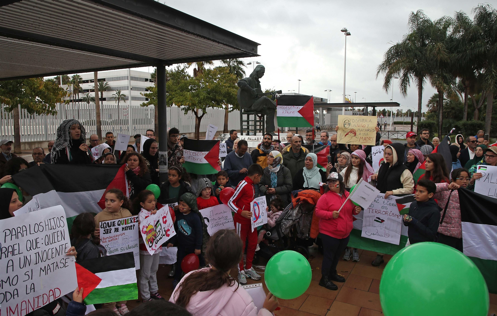 Fotos de la concentración por Palestina en Algeciras