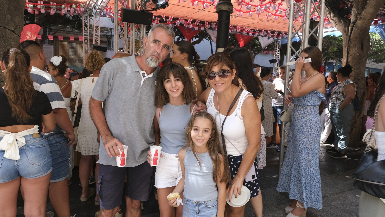 La Feria del Mediodía del jueves en Almería, en imágenes