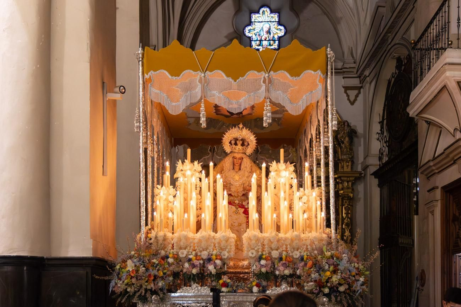 Los jiennenses se quedan sin ver procesionar al Señor Resucitado y la Virgen de la Victoria