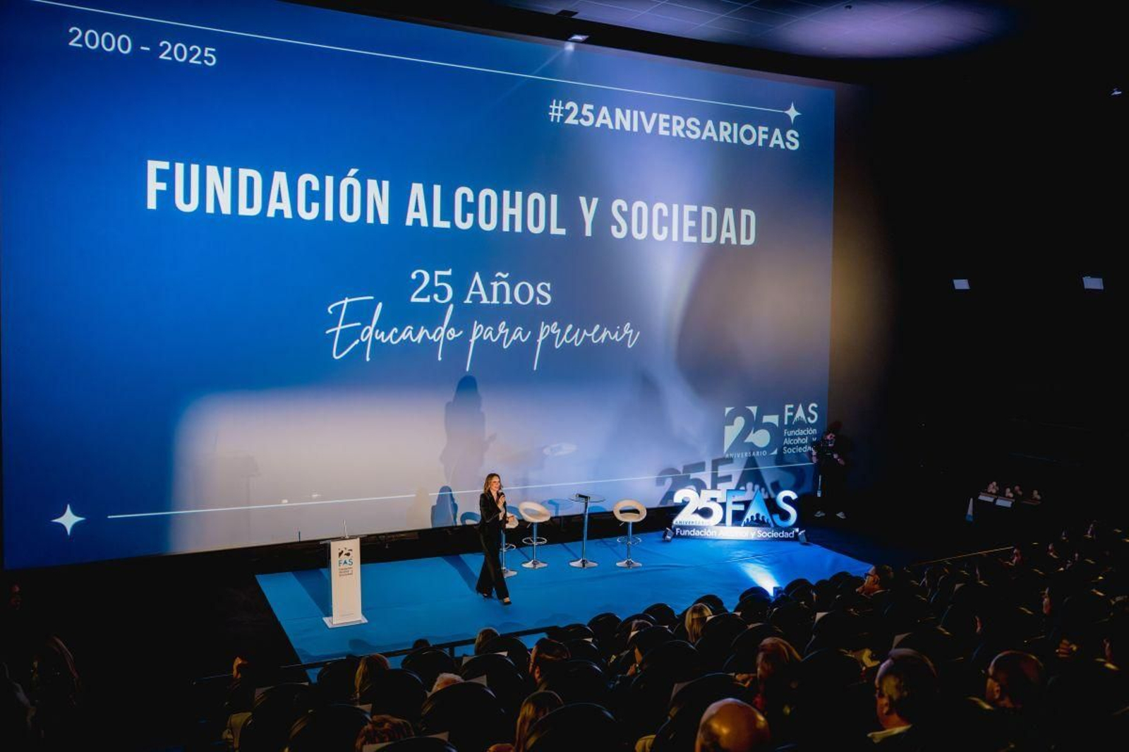 Celebración del 25º  de la Alcohol y Sociedad.