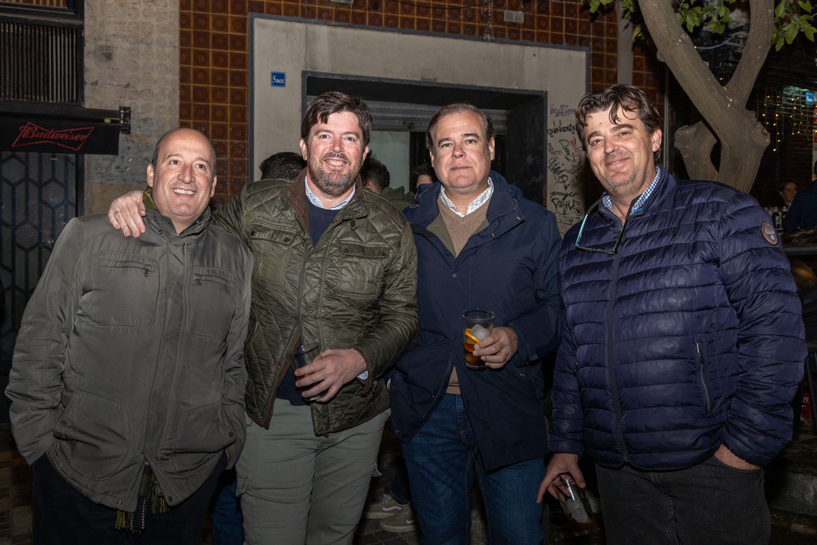 Así disfruta Jaén del concierto extraordinario a pie de calle: "Único Pop Rock"