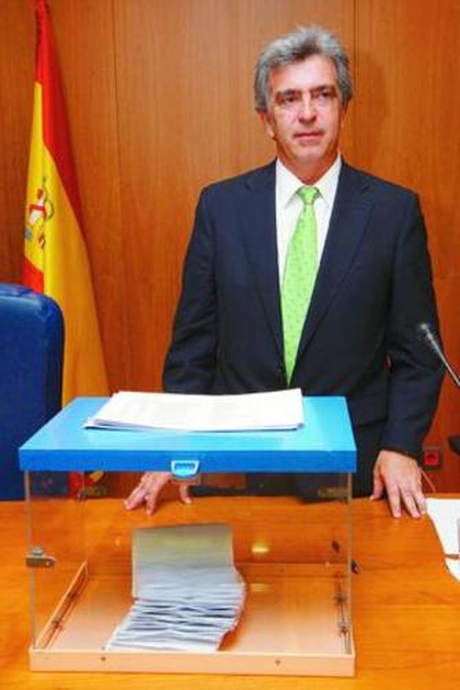 José María Páez, ayer, tras el recuento de votos.