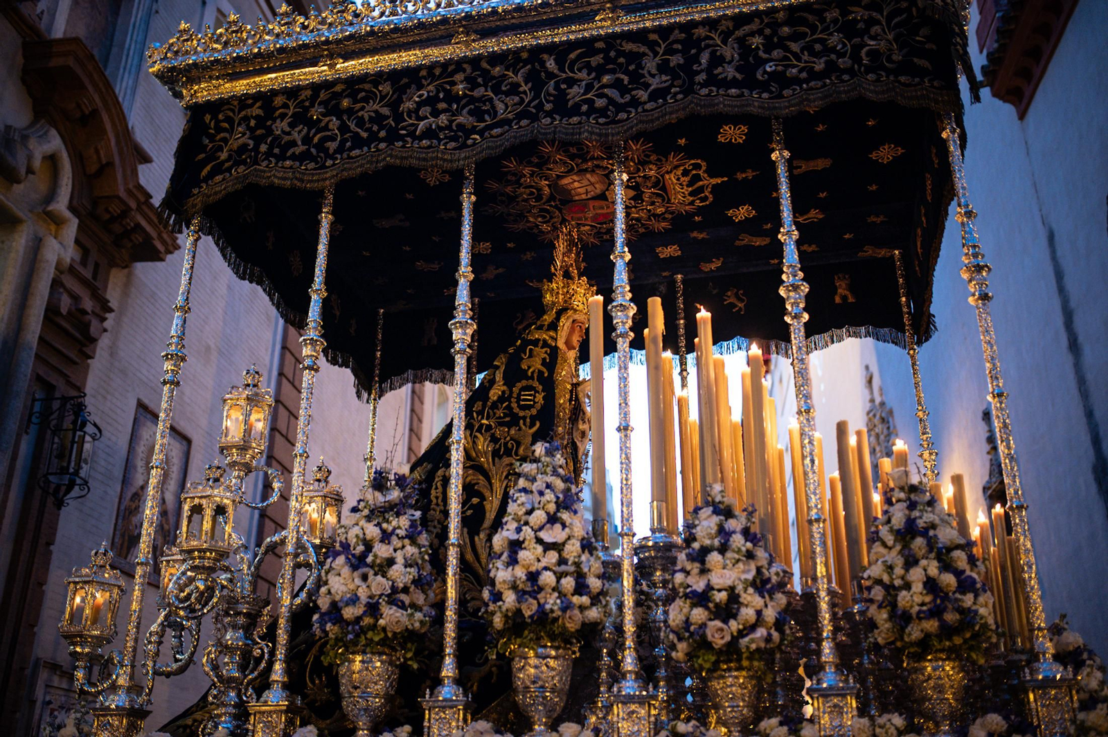 La Hermandad de Montserrat en la Semana Santa de Sevilla 2025