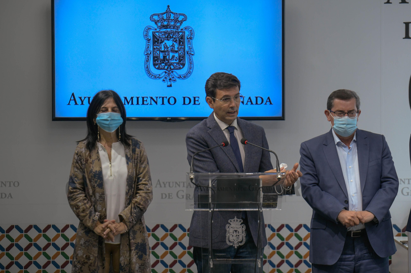 El alcalde de Granada, "indignado", pide a Renfe que rectifique y vuelva a poner el AVE de refuerzo con Madrid