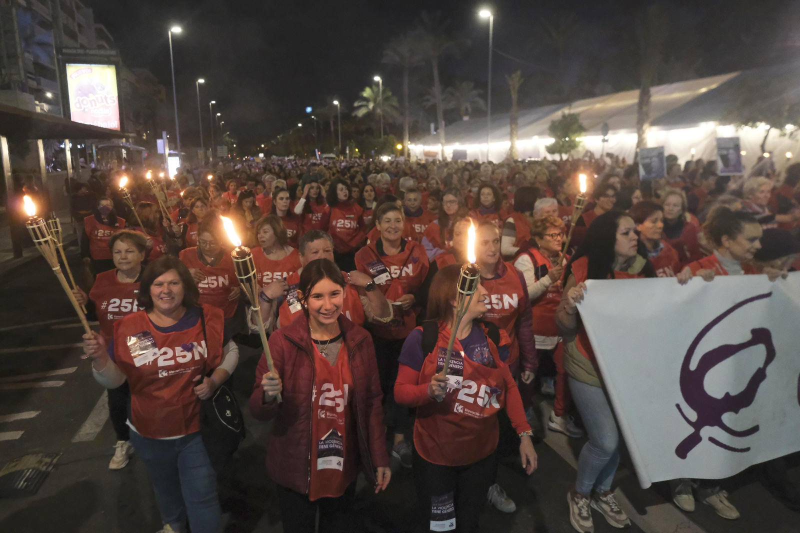 La manifestación en Córdoba contra la violencia de género, en fotografías