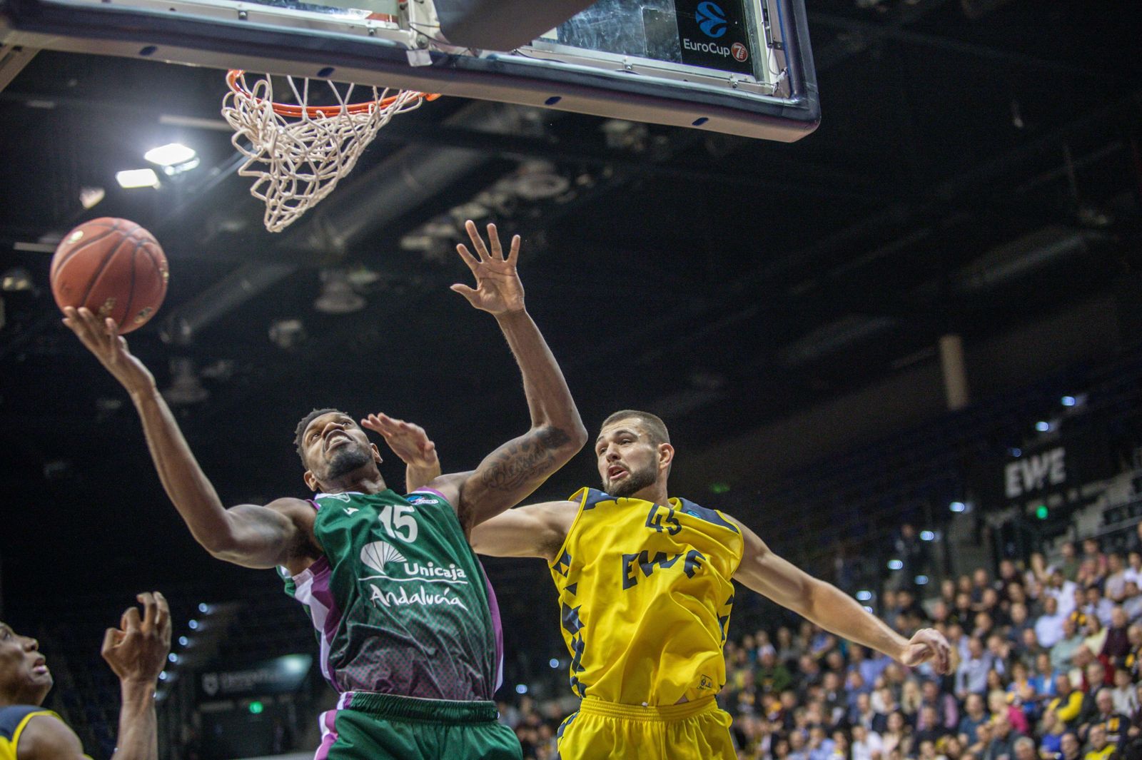 Elegar, en el EWE Oldenburg - Unicaja.