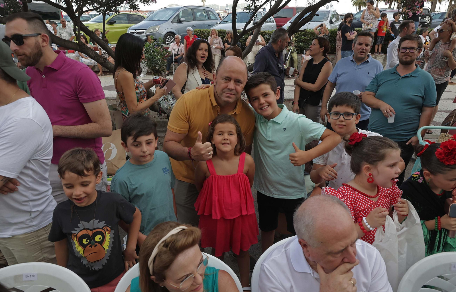 Búscate en las fotos de la cabalgata de la Feria Real de Algeciras 2025
