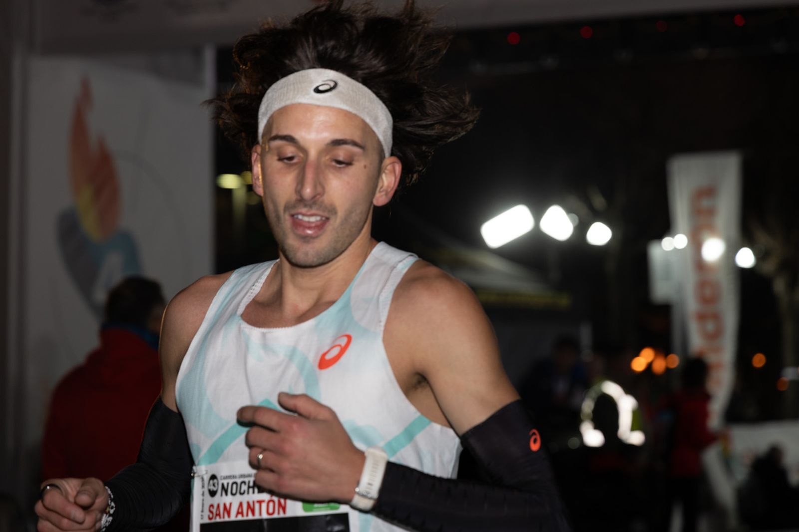 En imágenes: la élite del atletismo mundial y nacional exhibe su clase en la Carrera de San Antón 2026