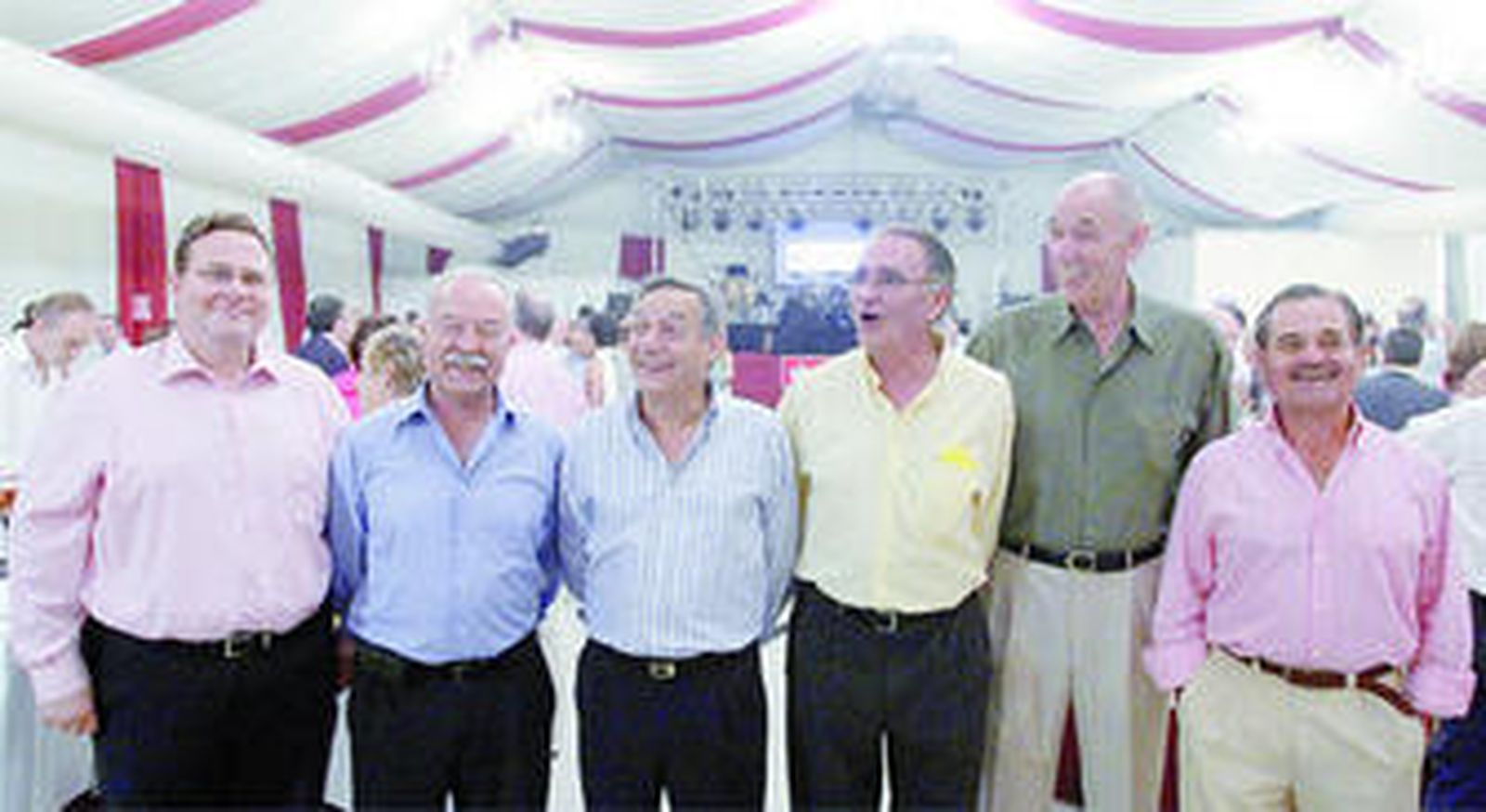 Miguel Ángel Calderón, Manuel Morón, Ramón Segura, Fernando Palma, José María García Aguado y José Luis Masi en la copa de Cepsa.
