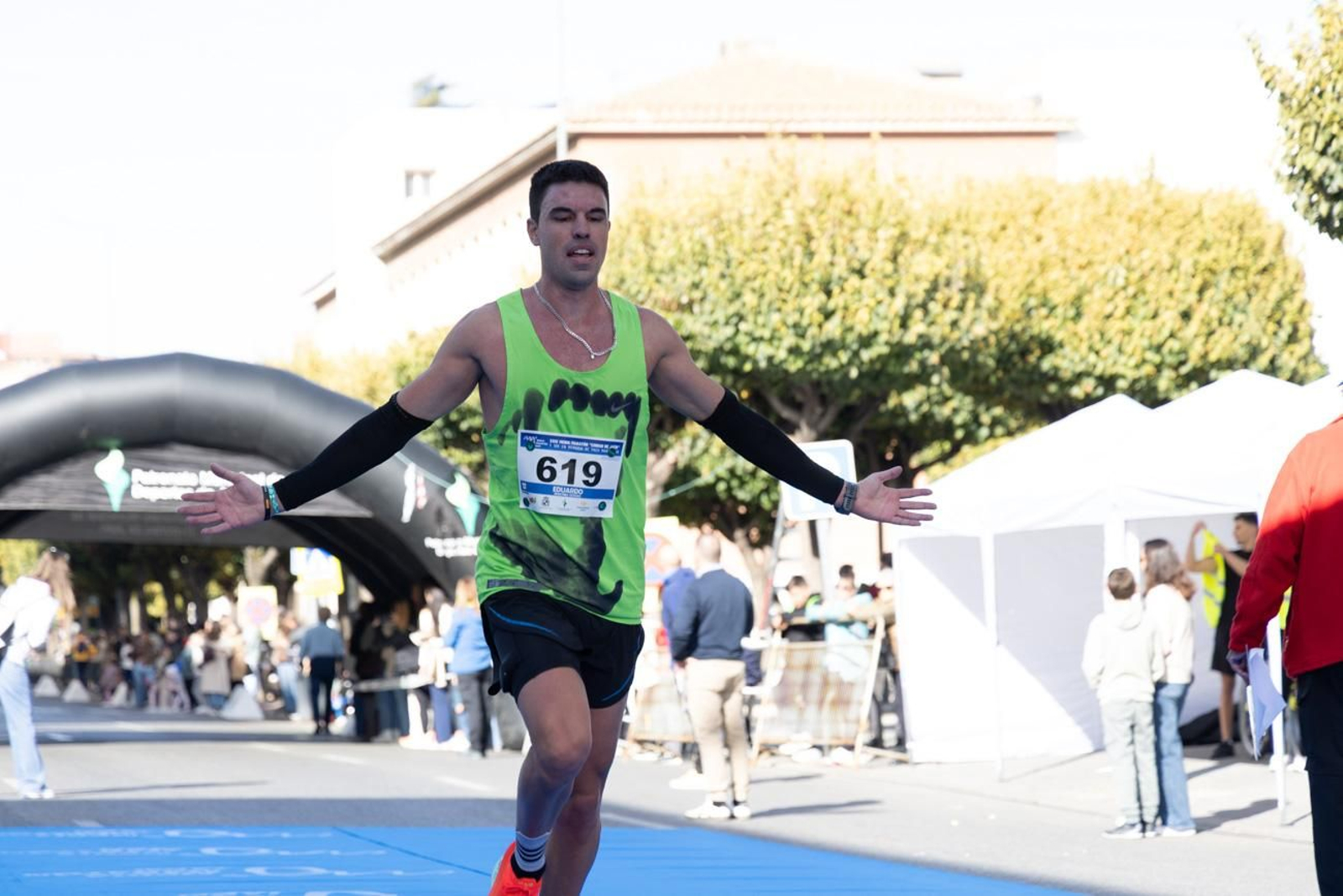 En imágenes: multitudinaria e histórica XXIX Media Maratón 'Ciudad de Jaén' y 10k en memoria de Paco Manzaneda (2)