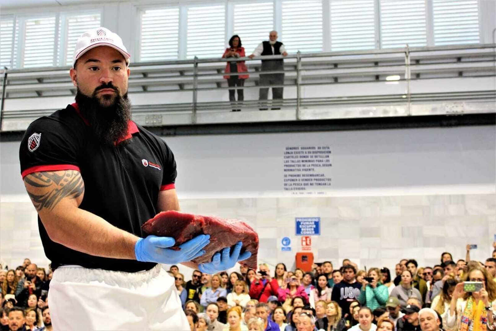 La Feria del Atún de Barbate 2024, en imágenes: ronqueo y showcooking entre tapas del mejor atún