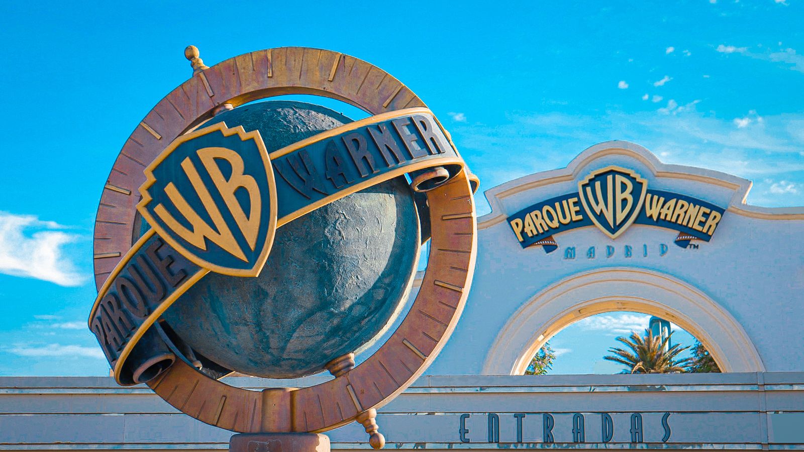 Parque Warner Madrid arranca su nueva temporada con el Mes de los Superhéroes