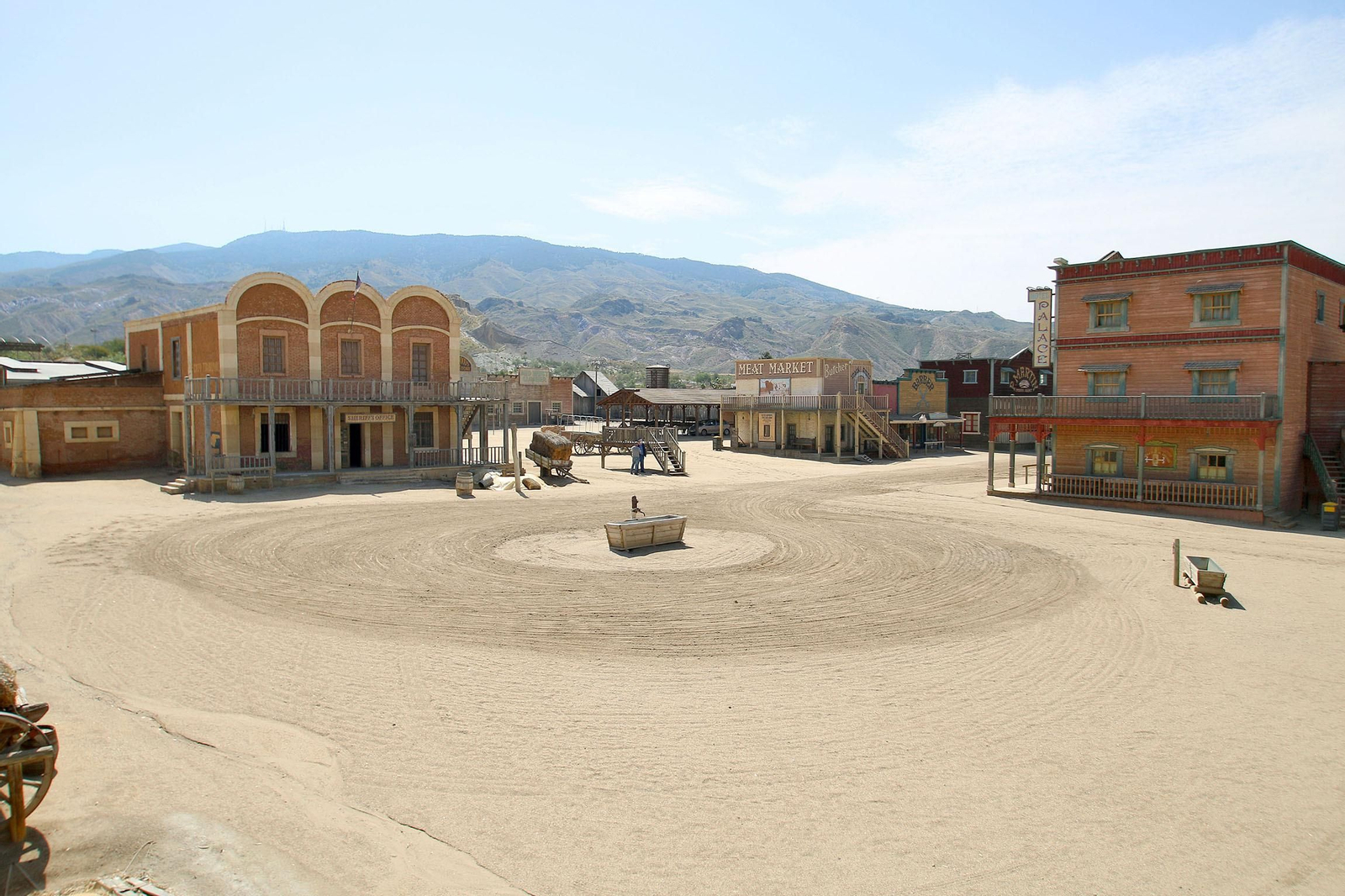 Fotogalería del Oasys Mini Hollywood sin actividad durante el coronavirus