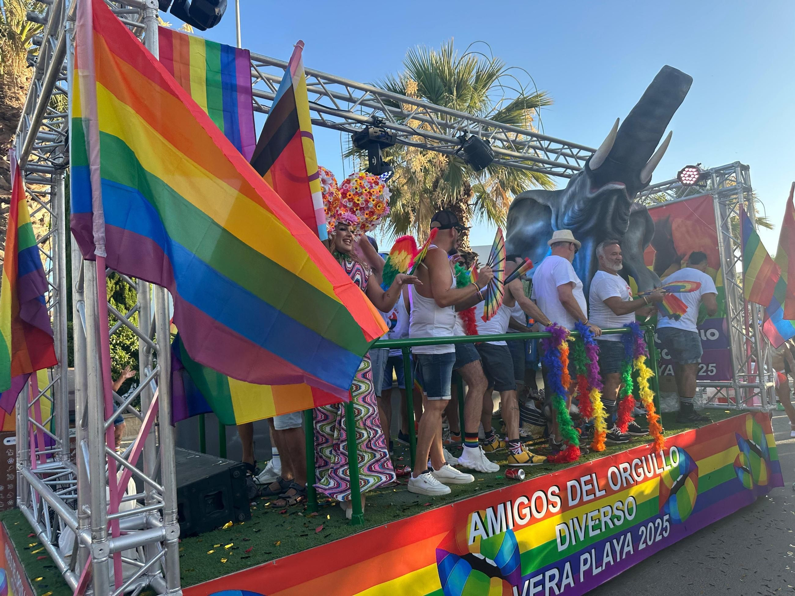 El Gran Desfile del Orgullo de Vera, en imágenes