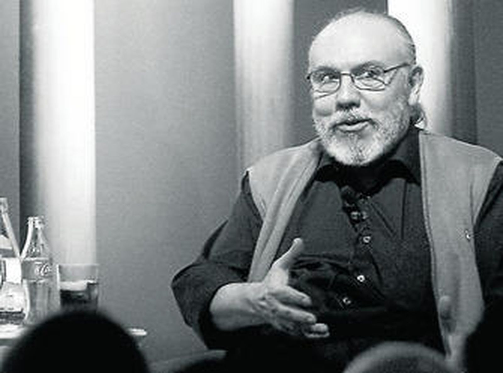 Carlos Giménez, durante una charla en la UCA en 2009.