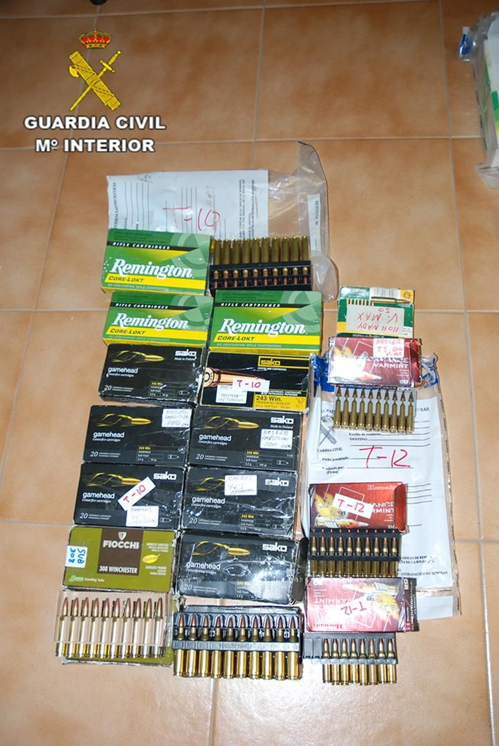 Munición empleada por los detenidos.