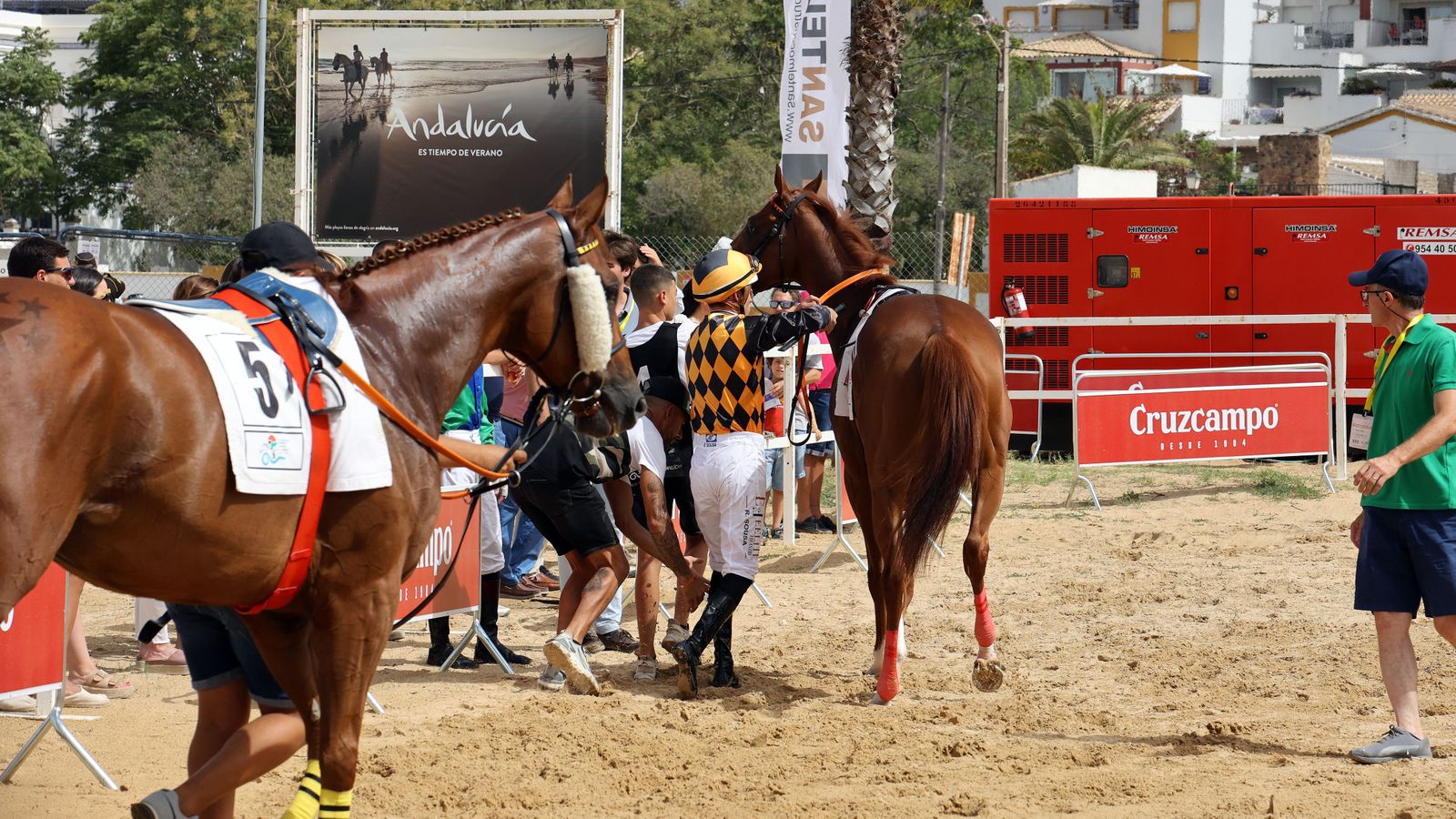 Segunda jornada del primer ciclo de las Carreras de Caballos de Sanlúcar