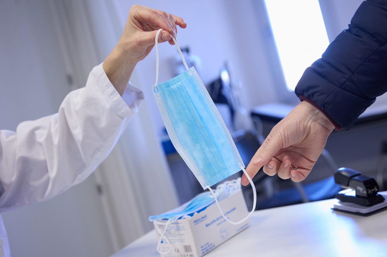 Vuelve el uso de la mascarilla en función de la evolución de los virus respiratorios.