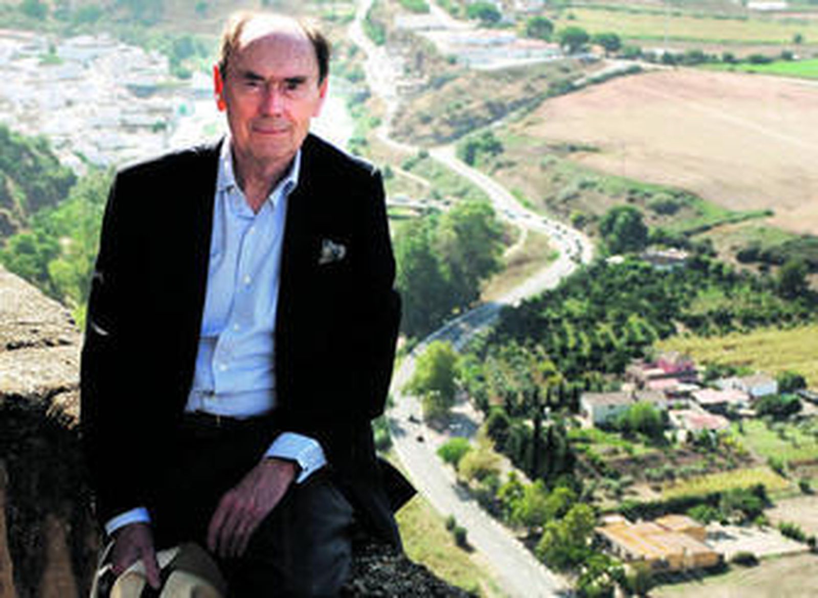 "Los cursis deterioran el idioma, nunca los catetos"