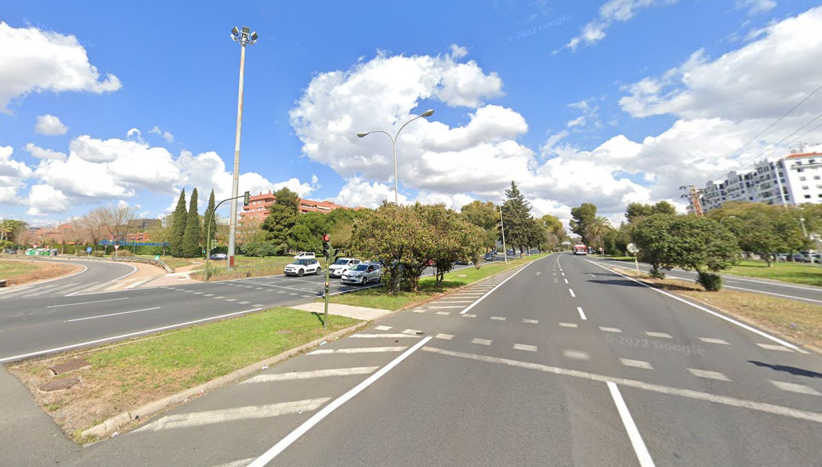 Avenida alcalde Luis Uruñuela, en Sevilla Este