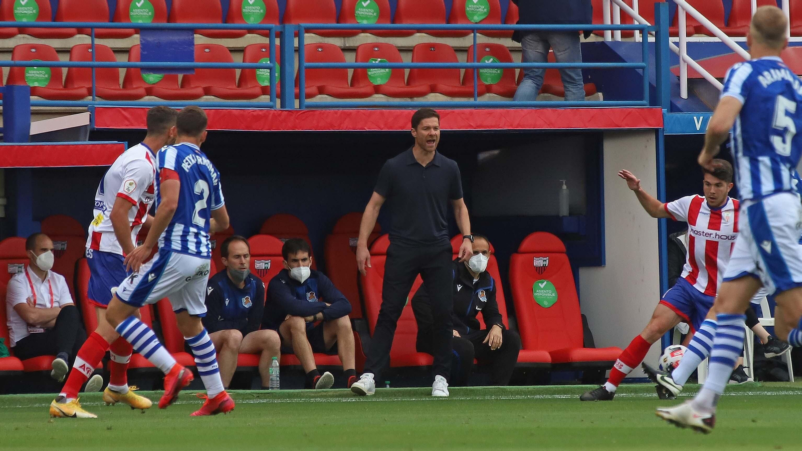 Las mejores fotos del Real Sociedad B - Algeciras CF