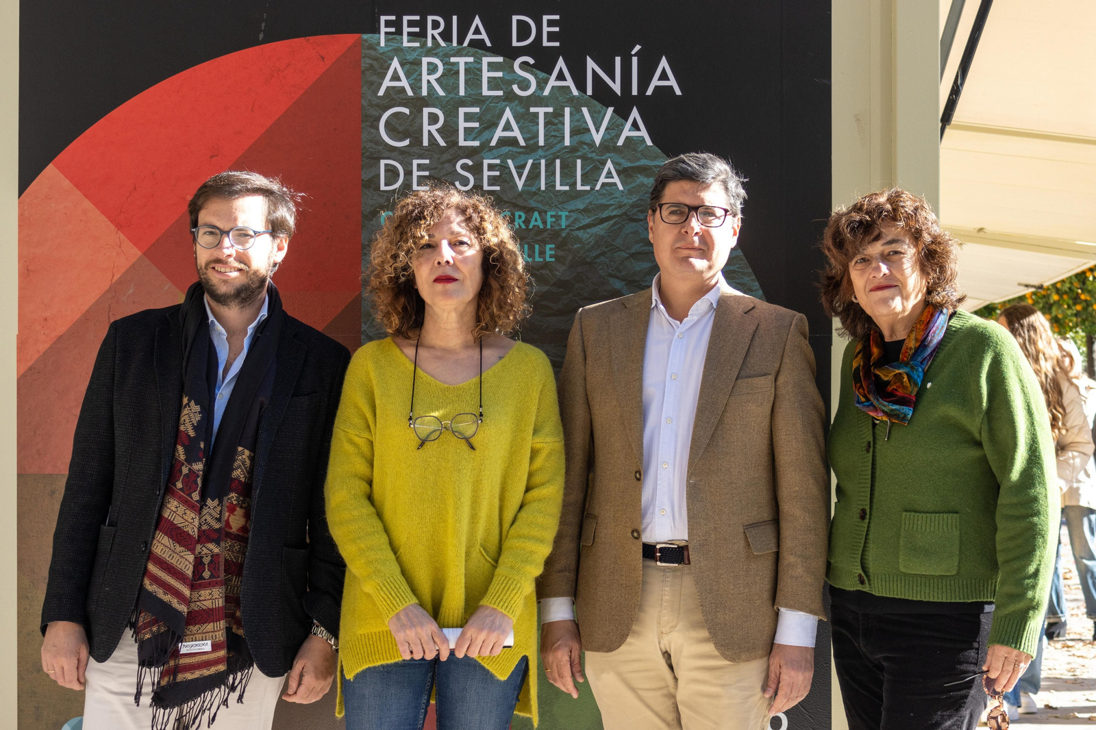 Comienza la 24 feria de Artesanía Creativa en la Plaza Nueva