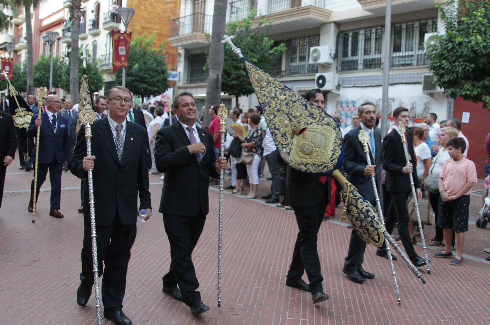 Imágenes del Señor de Pasión en la procesión del centenario de la hermandad