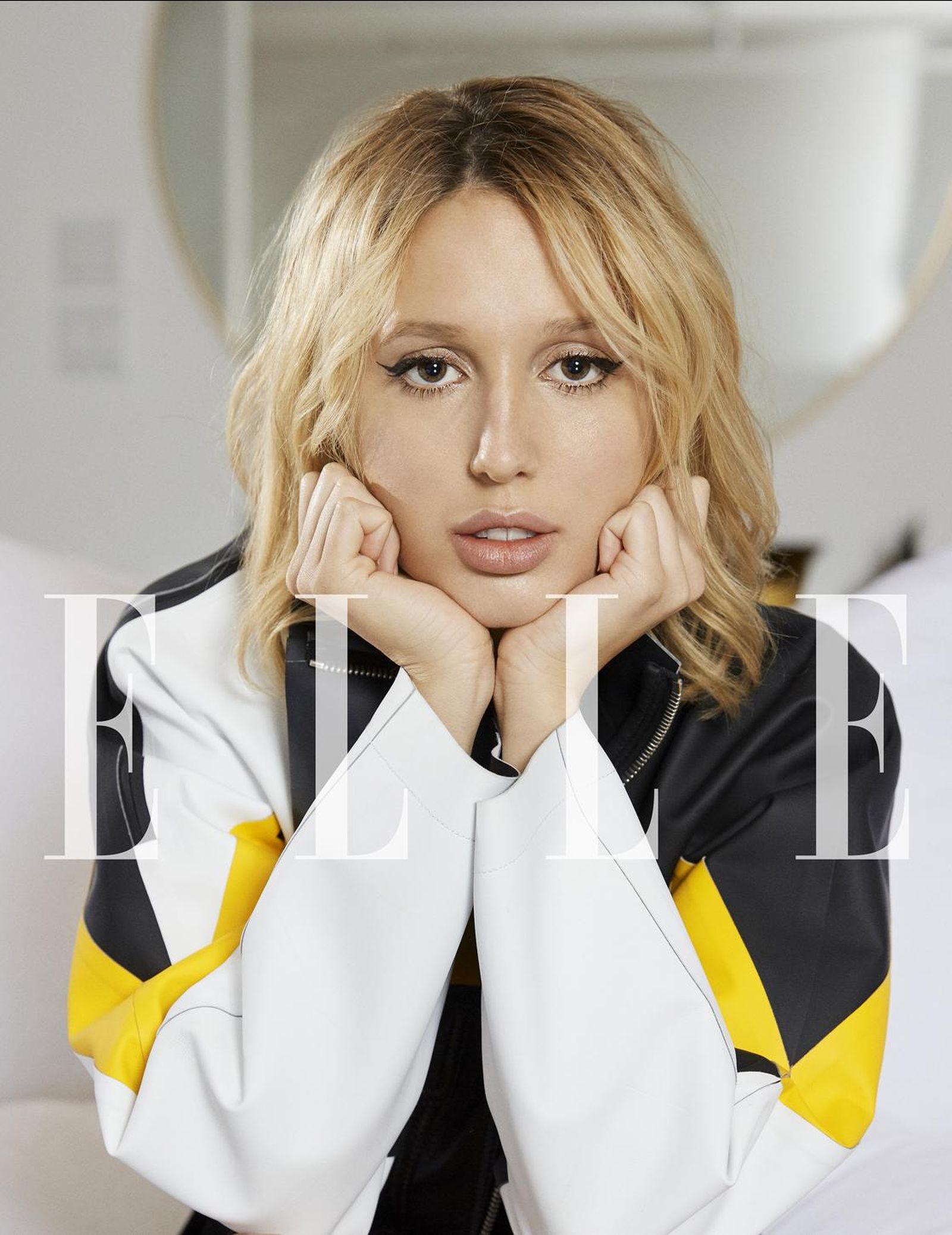 Olympia, en el reportaje de la revista Elle.