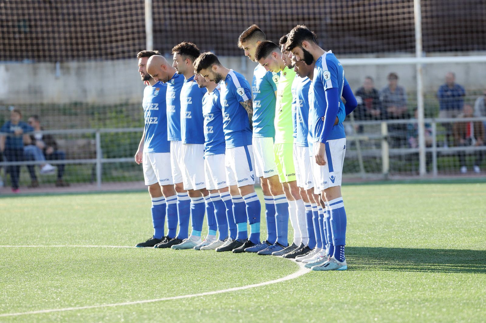 Juanma Cámara, titular ante el Ceuta, se lesionó y no jugará en Conil.