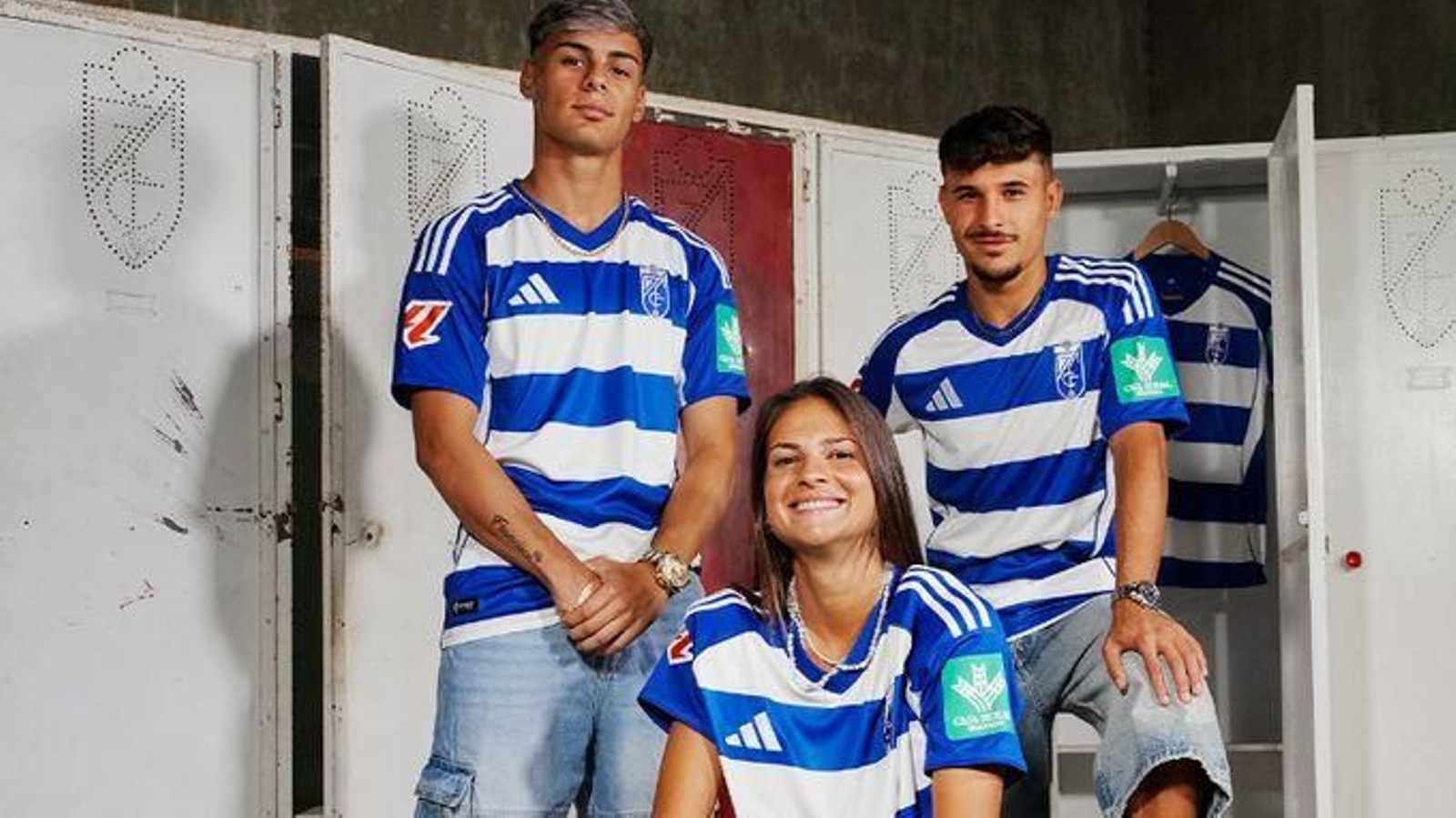 Los 'modelos' rojiblancos elegidos para presentar la equipación