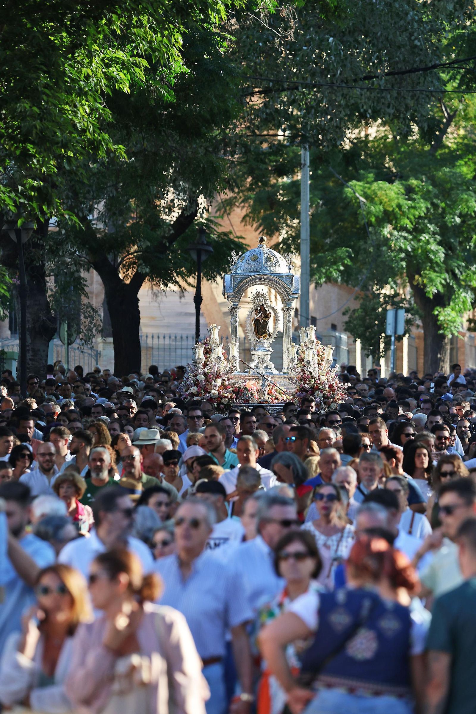 La bajada de la Virgen de La Cinta en imágenes