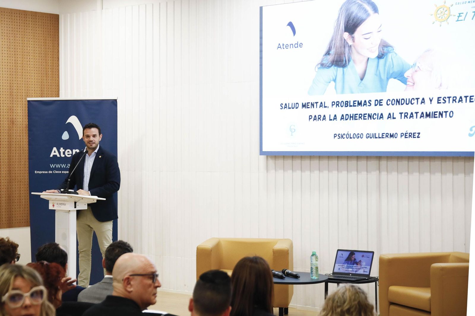 Te contamos en imágenes como han sido las jornadas formativas de Atende en el espacio ALMA de Almería