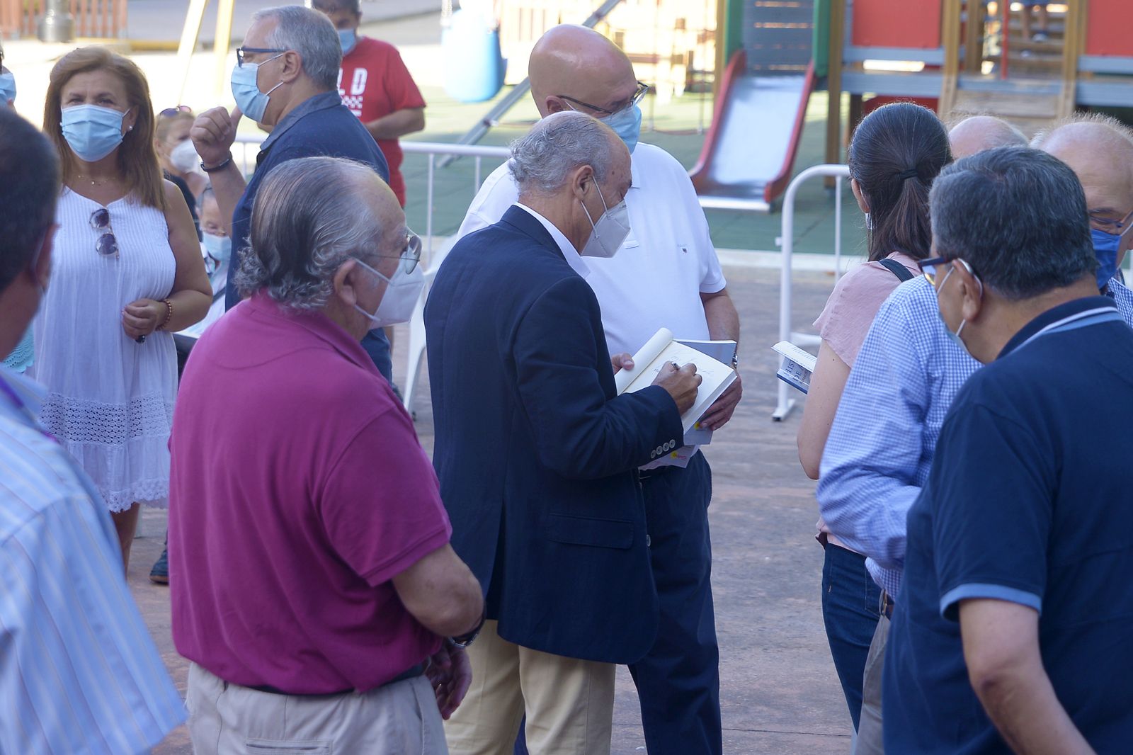 Fotos de la presentacion del libro de Tapia Ledesma
