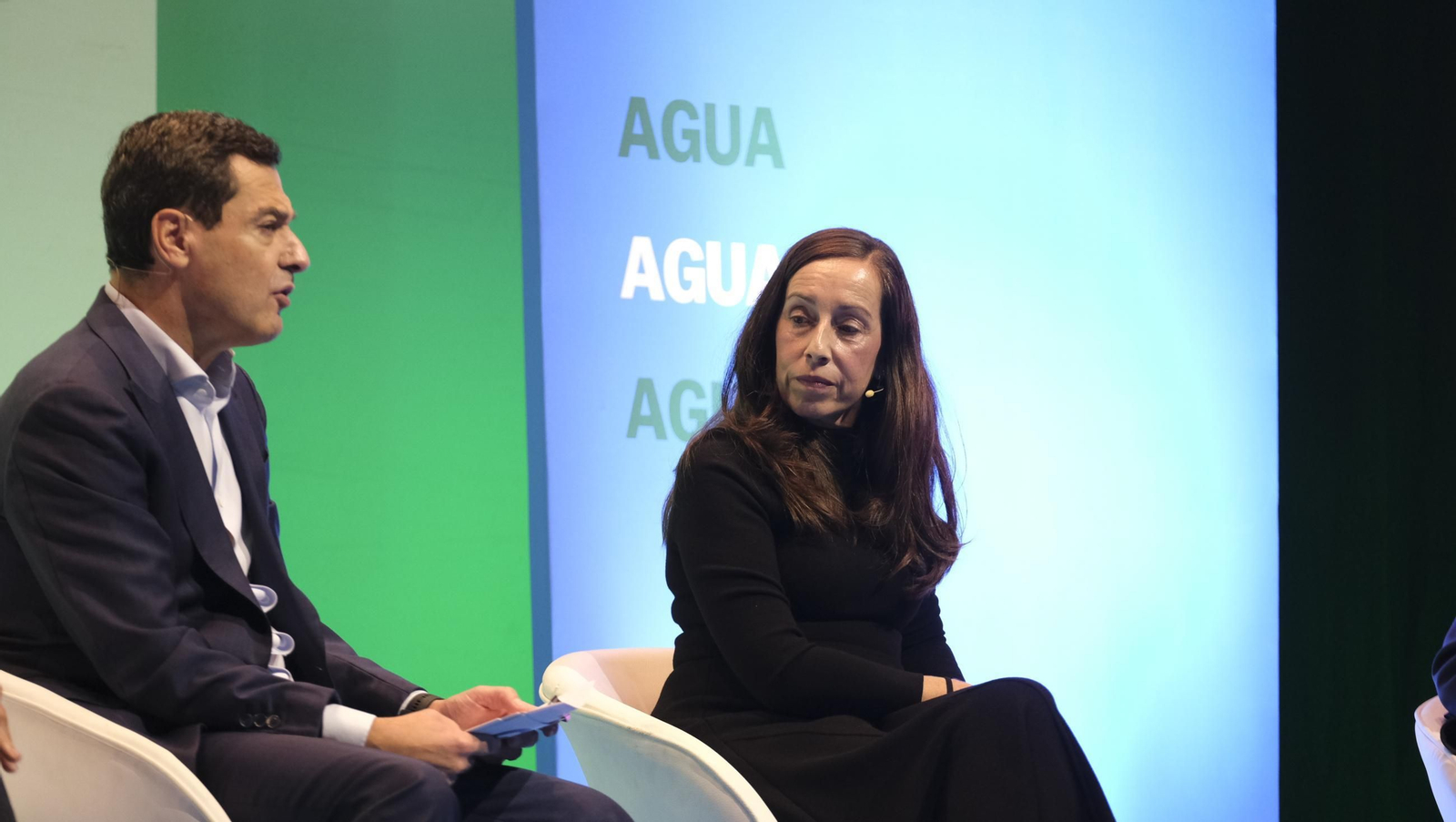 Las imágenes del 'Foro, Agricultura, Agua y Futuro en Andalucía' organizado por el PP