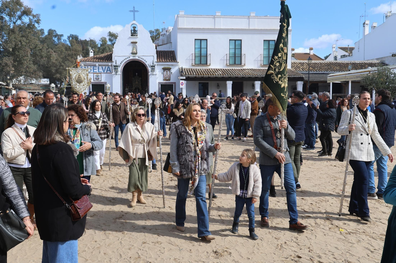 Imágenes de la peregrinación de la Hdad del Rocío de Bollullos par del Condado