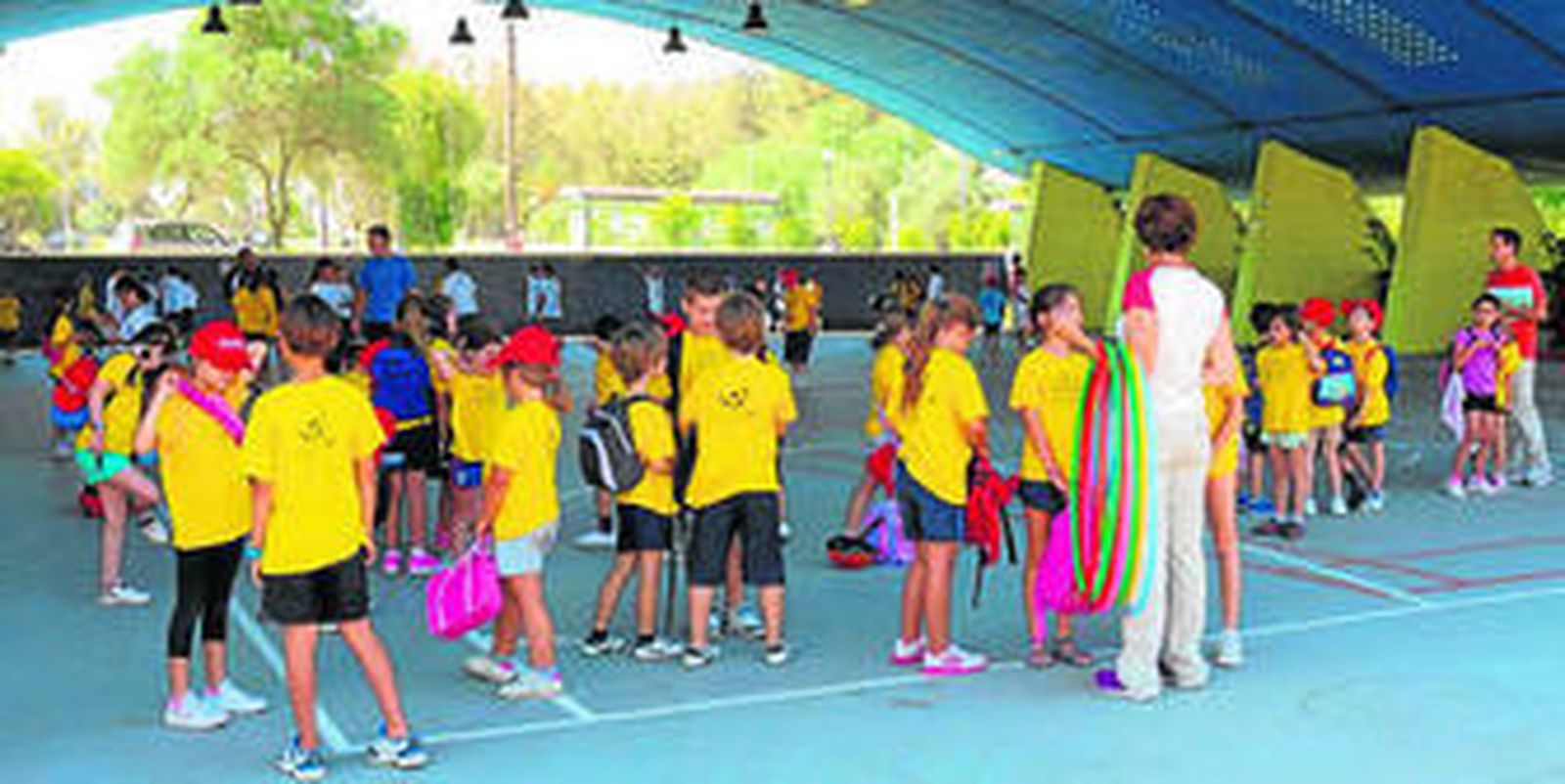 La Escuela de Verano es una actividad organizada por el Sevicio de Deportes de la Universidad Pablo de Olavide.