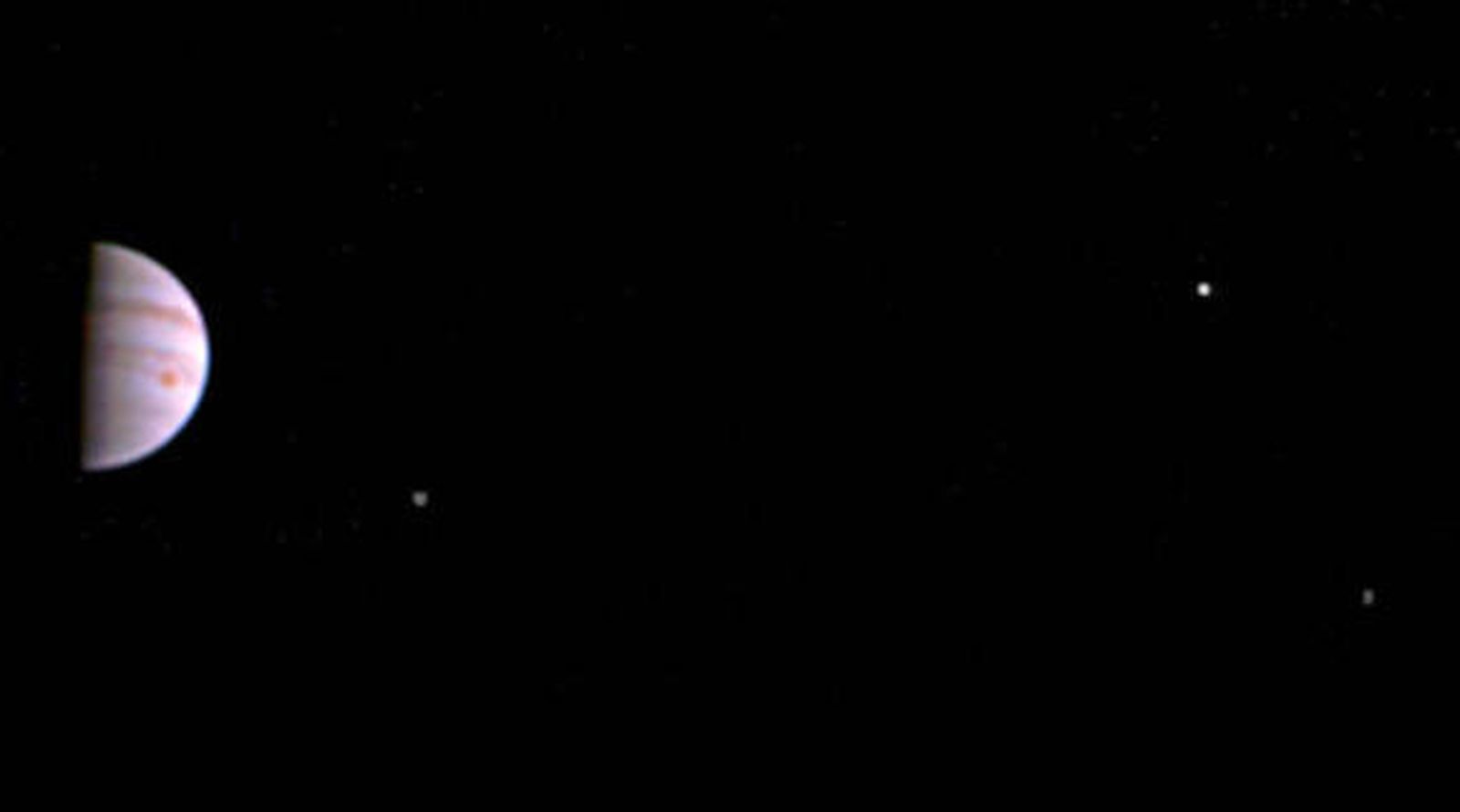 La sonda 'Juno' de la NASA envía su primera imagen en órbita de Júpiter